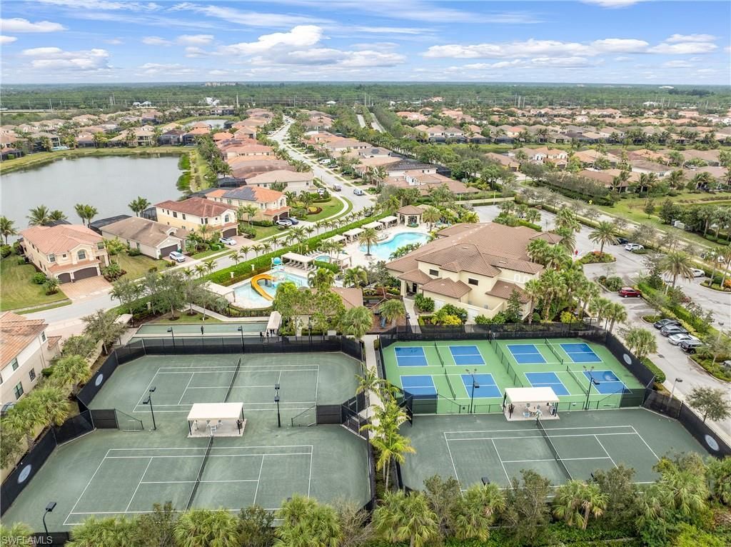 13628 Mandarin Cir, Naples, FL 34109 Photo