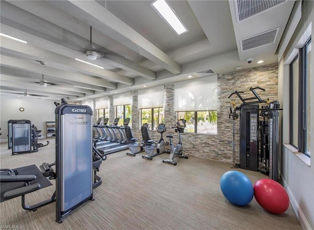 13628 Mandarin Cir, Naples, FL 34109 Photo
