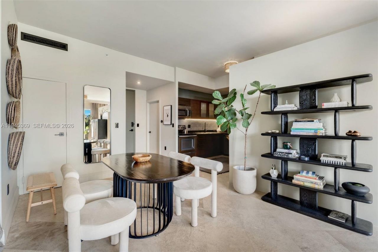 3250 Grand Avenue, Unit 306, Miami, FL 33133 Photo