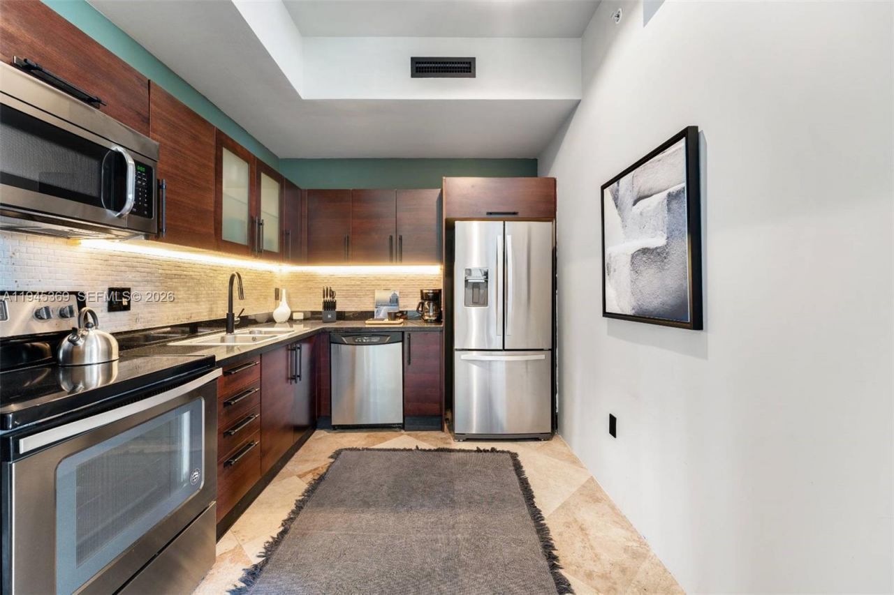 3250 Grand Avenue, Unit 306, Miami, FL 33133 Photo