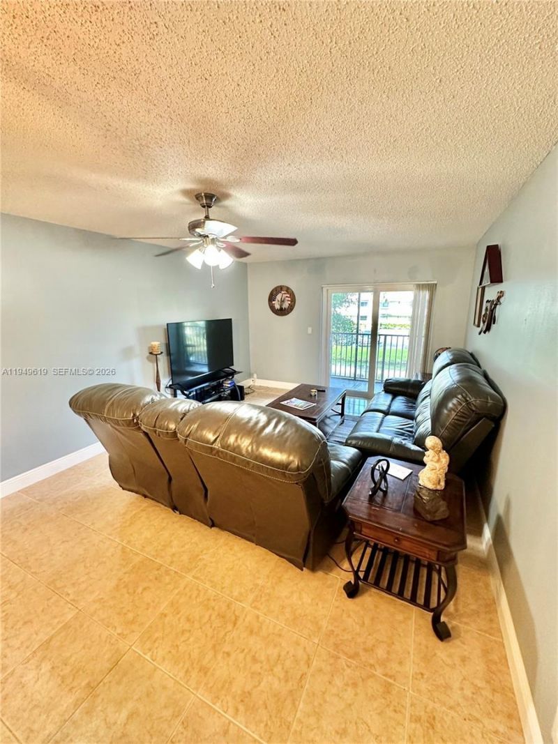 7561 NW 16th St, Unit 2208, Plantation, FL 33313 Photo
