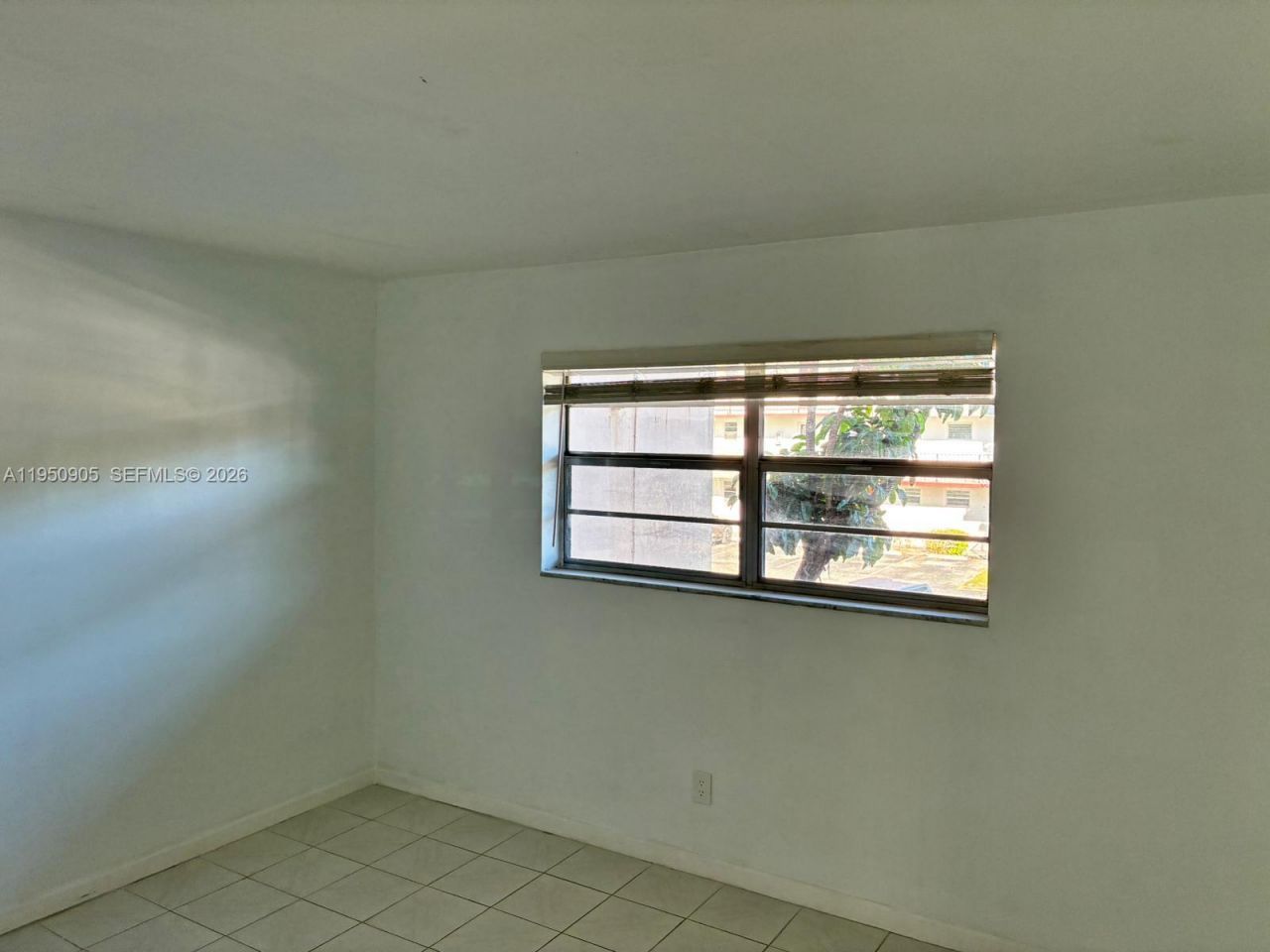 1450 NE 191st St, Unit 205, Miami, FL 33179 Photo