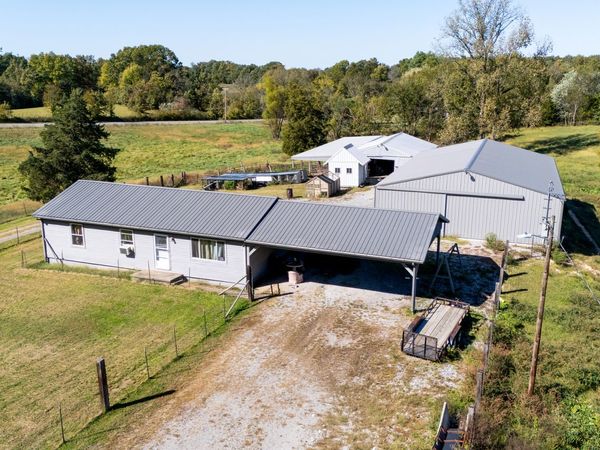 104 E Boundary Road, Creal Springs, IL 62922