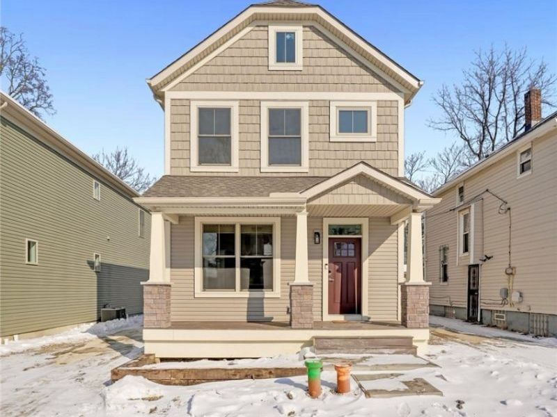 1885 Woodlawn Avenue, Cleveland, OH 44112 Photo 1