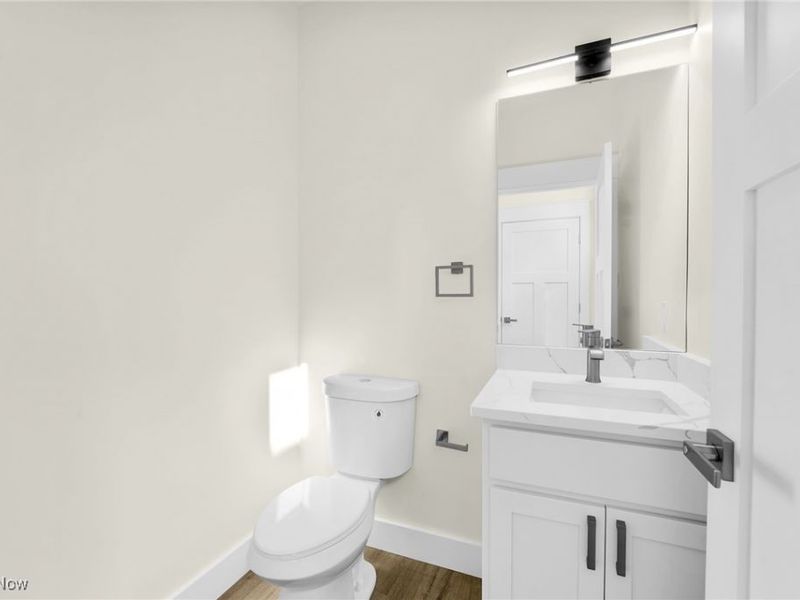 1885 Woodlawn Avenue, Cleveland, OH 44112 Photo 11