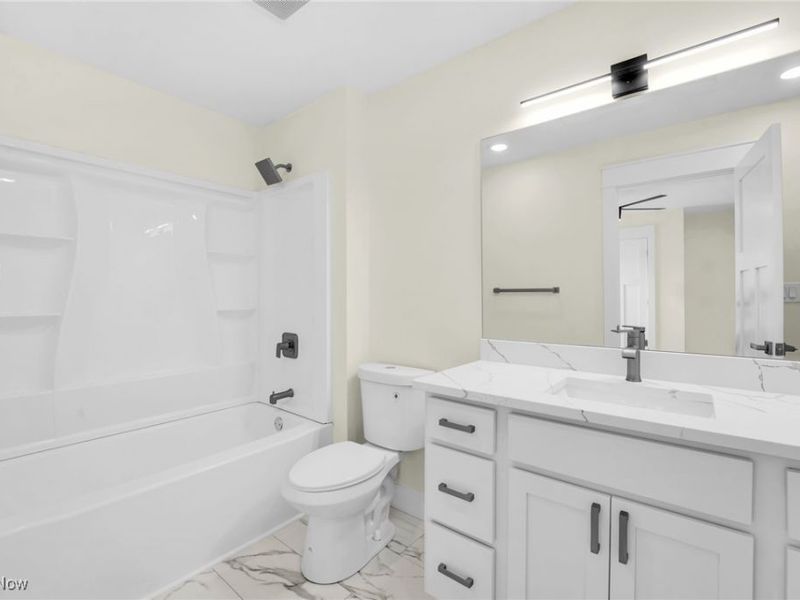 1885 Woodlawn Avenue, Cleveland, OH 44112 Photo 20