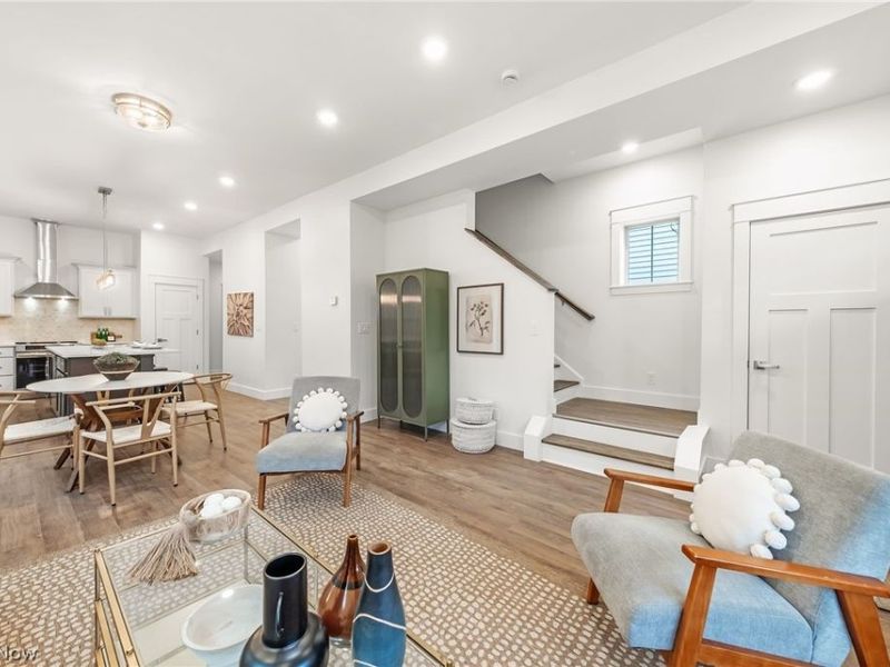 1885 Woodlawn Avenue, Cleveland, OH 44112 Photo 3