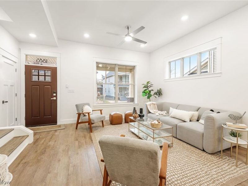 1885 Woodlawn Avenue, Cleveland, OH 44112 Photo 4