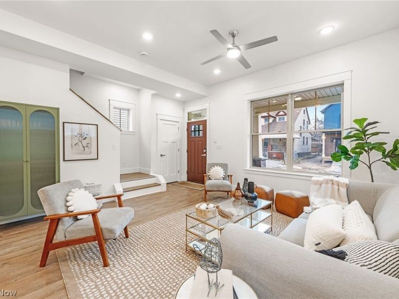 1885 Woodlawn Avenue, Cleveland, OH 44112 Photo 5