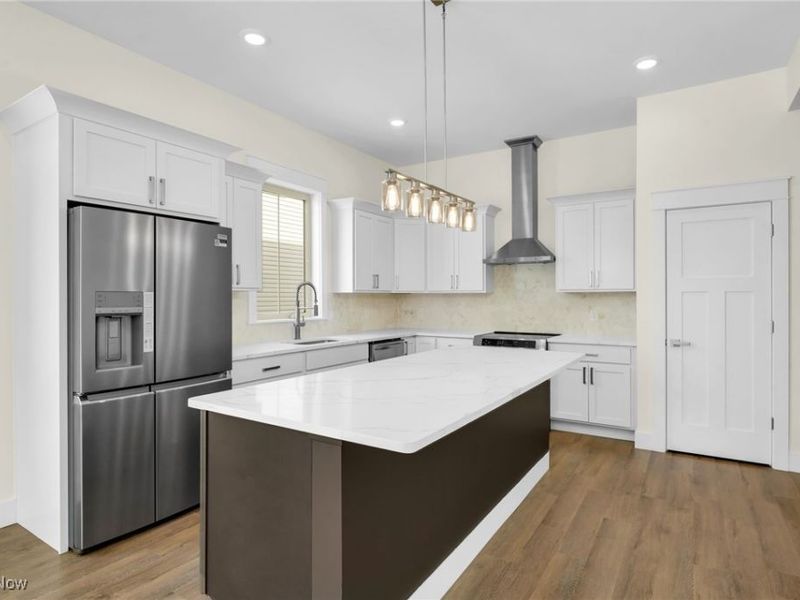 1885 Woodlawn Avenue, Cleveland, OH 44112 Photo 7