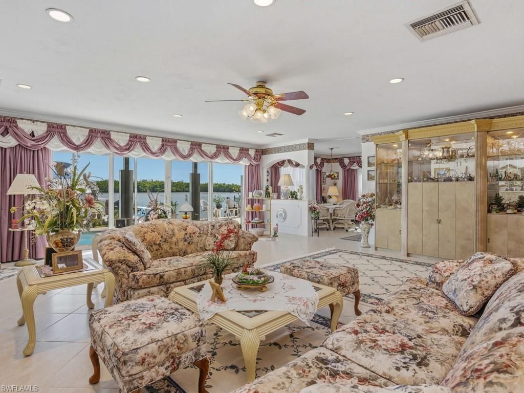 141 Pago Pago Dr E, Naples, FL 34113 Photo