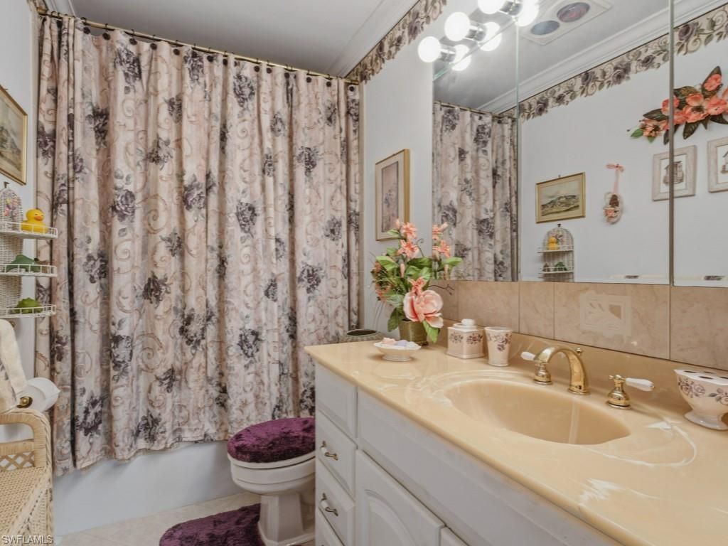 141 Pago Pago Dr E, Naples, FL 34113 Photo