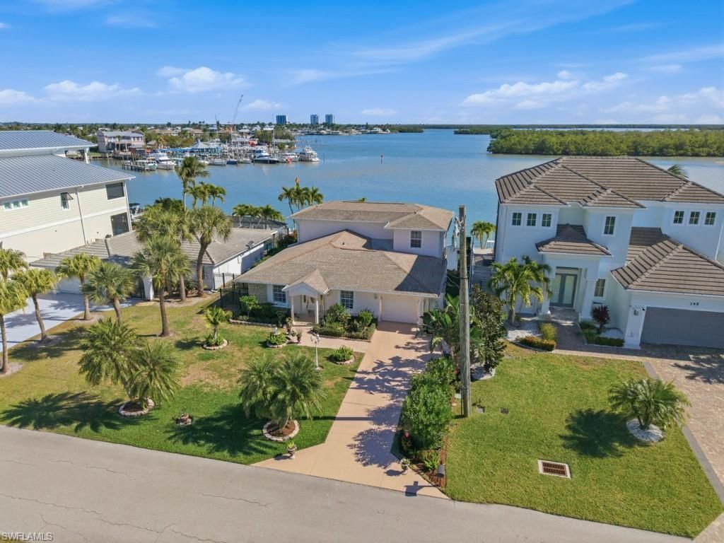 141 Pago Pago Dr E, Naples, FL 34113 Photo