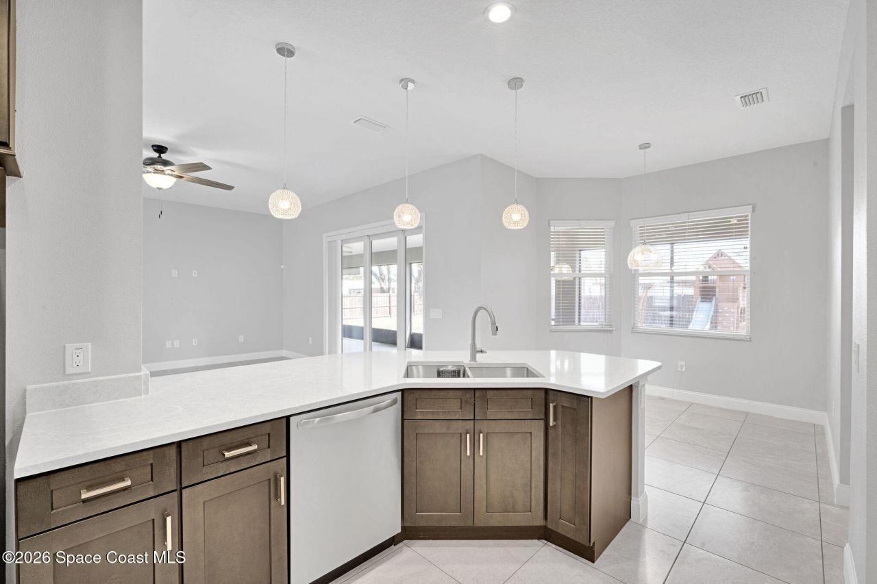 160 Bossieux Boulevard, West Melbourne, FL 32904 Photo