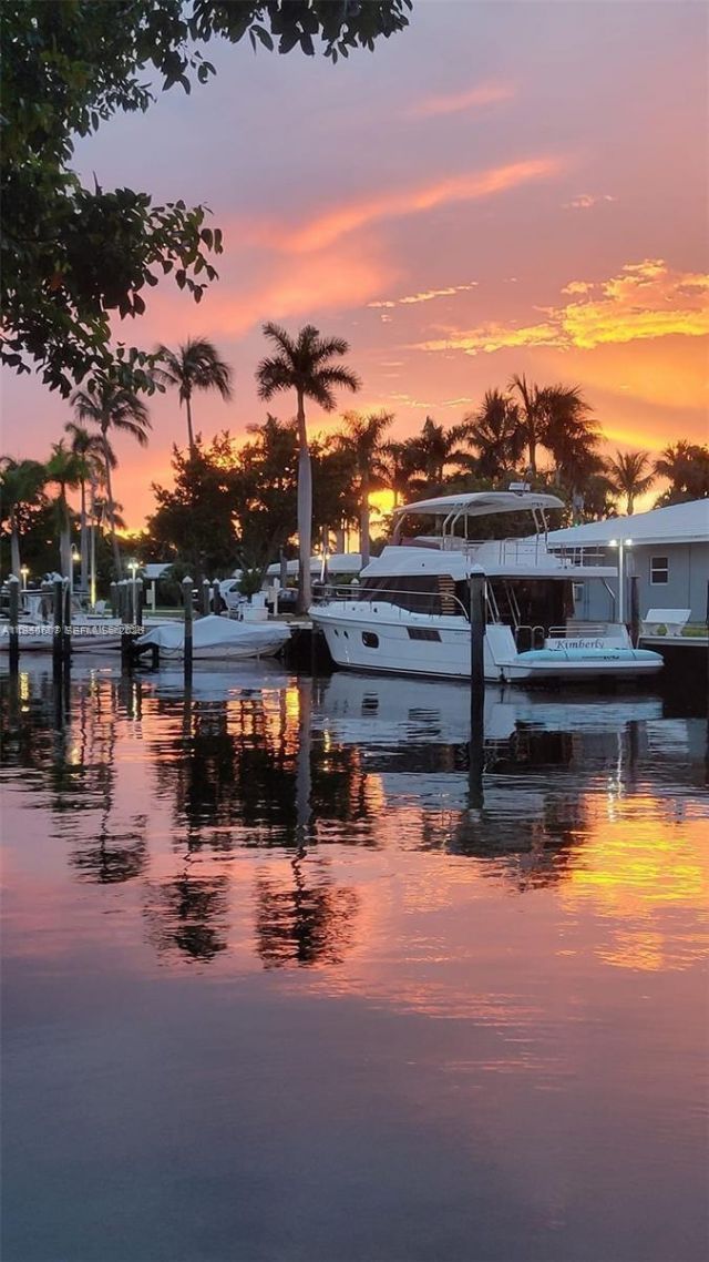 1501 S Ocean Blvd , Unit 110, Lauderdale by the Sea, FL 33062 Photo