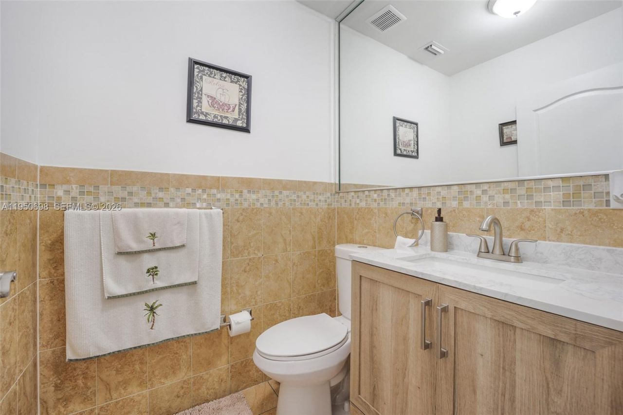 2930 SW 11th St, Miami, FL 33135 Photo