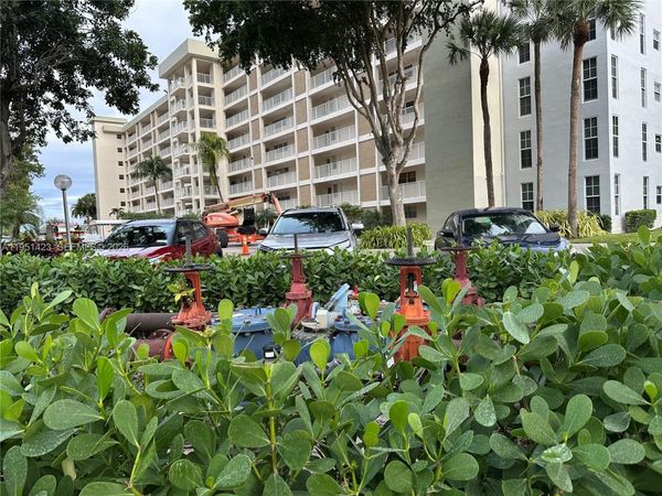 3091 N Course Dr, Unit 705, Pompano Beach, FL 33069