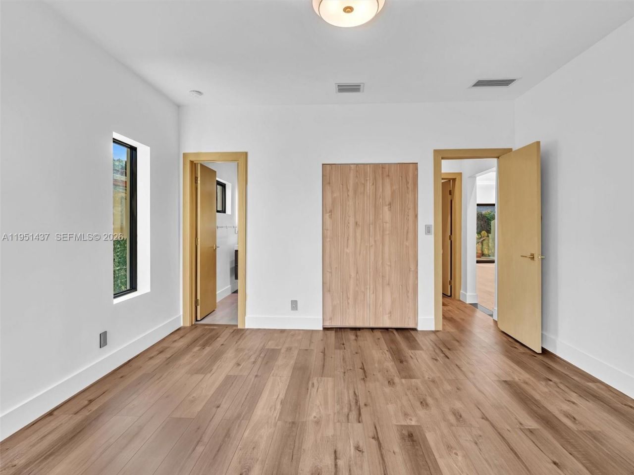 9448 Abbott Ave , Surfside, FL 33154 Photo