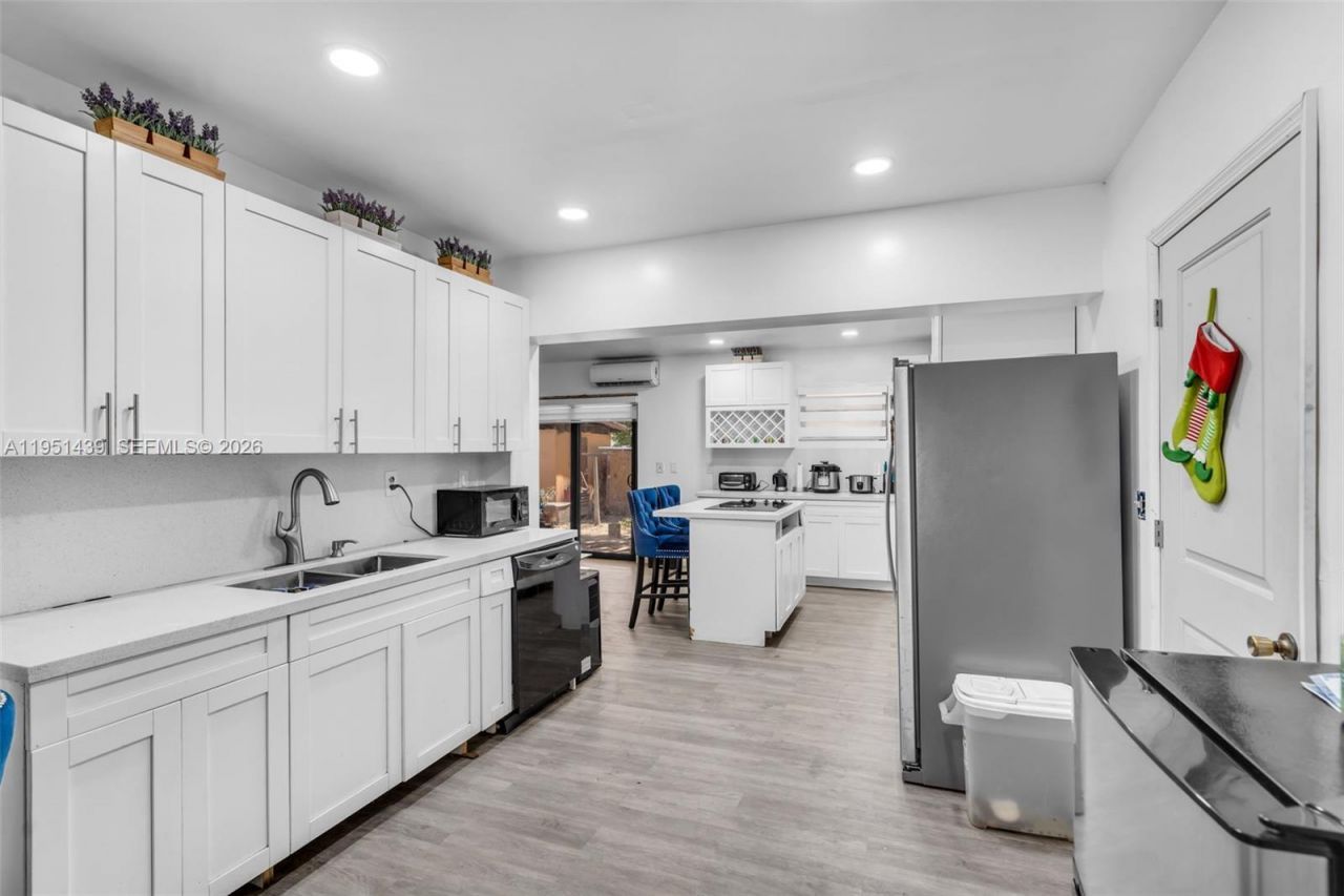 3320 NW 177th Ter , Miami Gardens, FL 33056 Photo