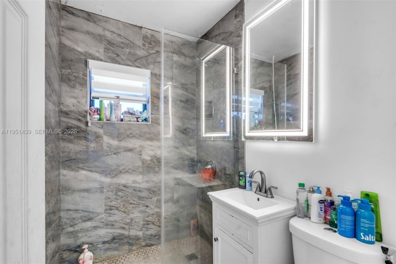 3320 NW 177th Ter , Miami Gardens, FL 33056 Photo