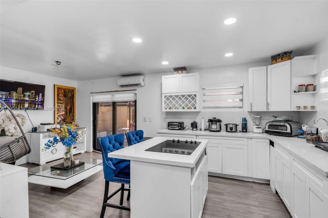 3320 NW 177th Ter , Miami Gardens, FL 33056 Photo