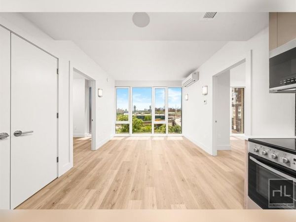 91 Bruckner Boulevard , Bronx, NY 10454