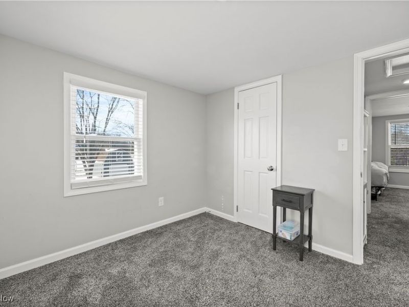 8010 Baumhart Road, Amherst, OH 44001 Photo 23