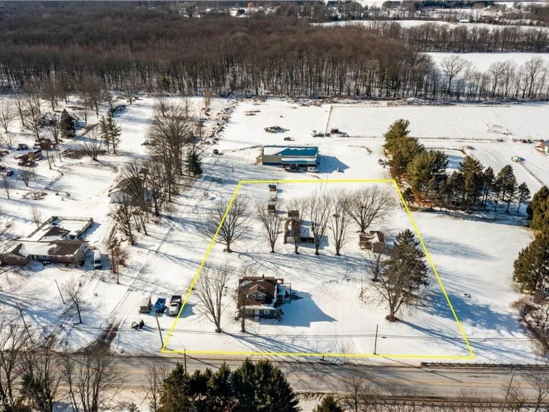 8010 Baumhart Road, Amherst, OH 44001 Photo 47