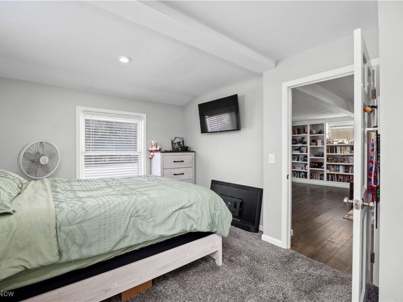 8010 Baumhart Road, Amherst, OH 44001 Photo 9