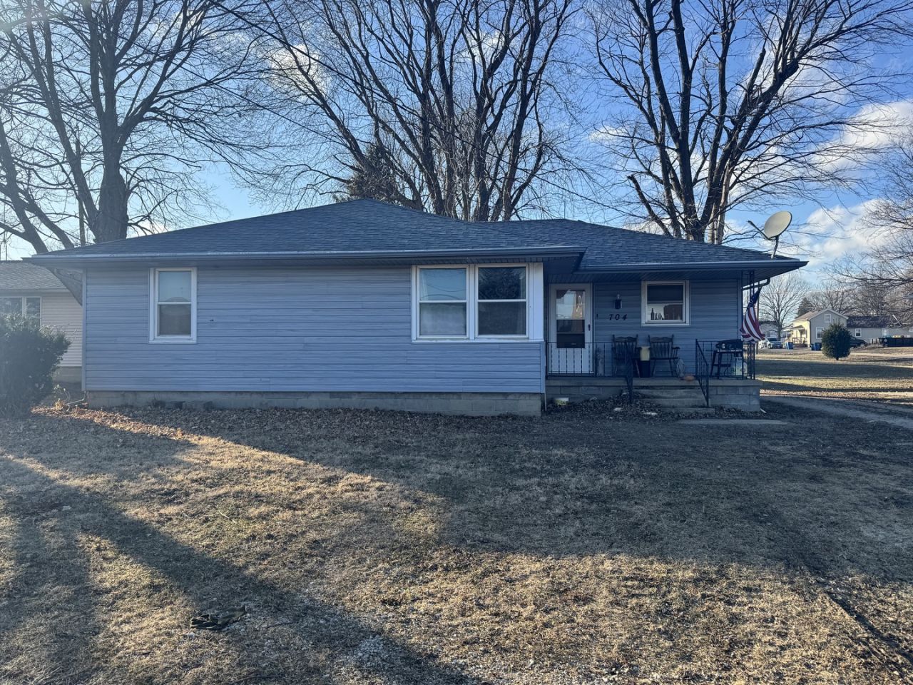 704 S Park Avenue, La Moille, IL 61330 Main Photo