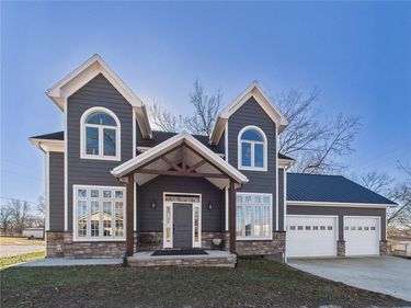 23046 Salley Drive, Warsaw, MO 65355