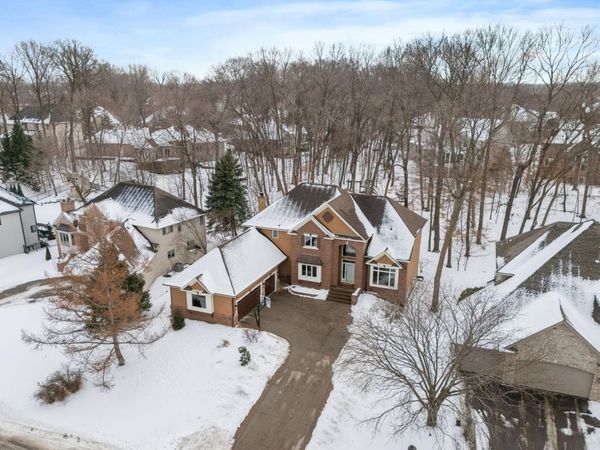 16105 37th Avenue N, Plymouth, MN 55446