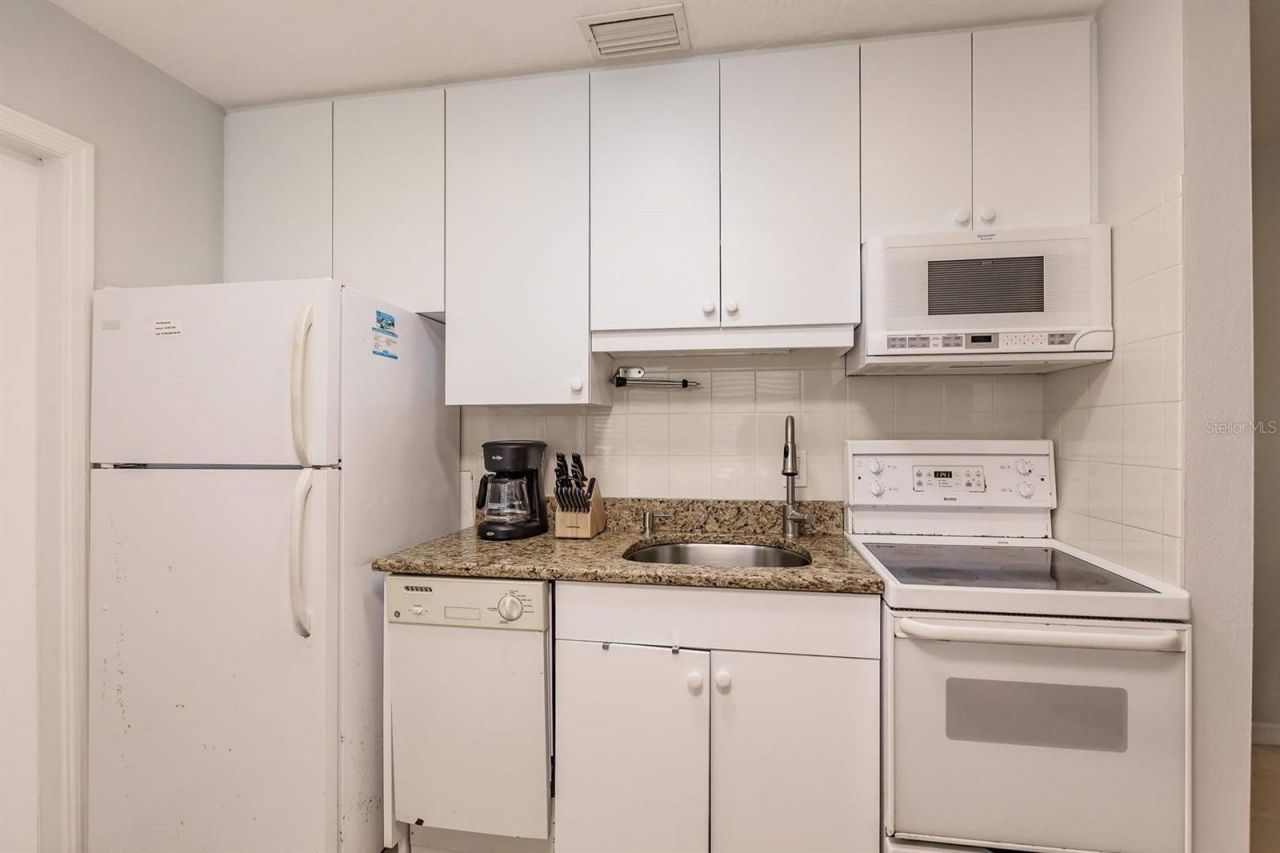 6020 Midnight Pass Road, Unit 59, Sarasota, FL 34242 Photo