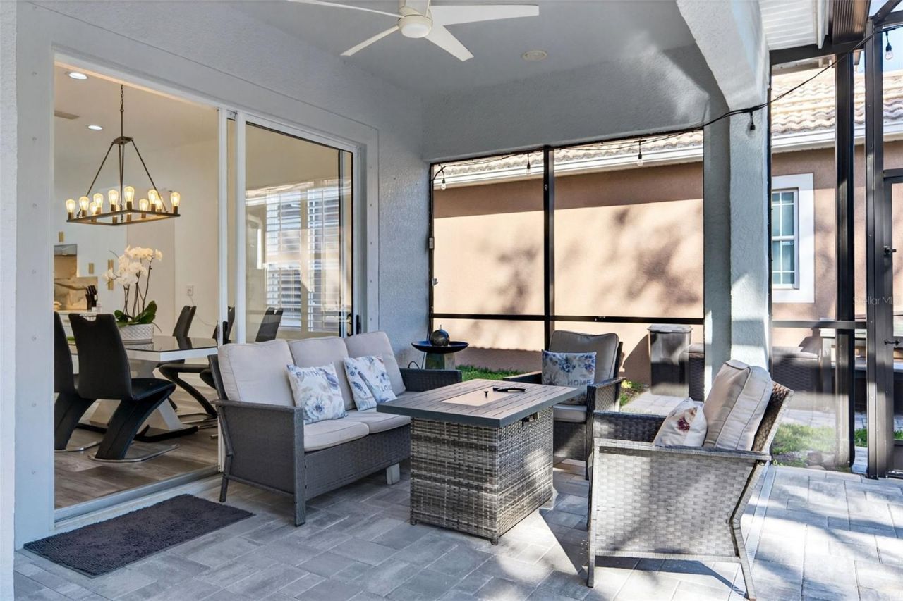 8111 Santa Rosa Court, Sarasota, FL 34243 Photo