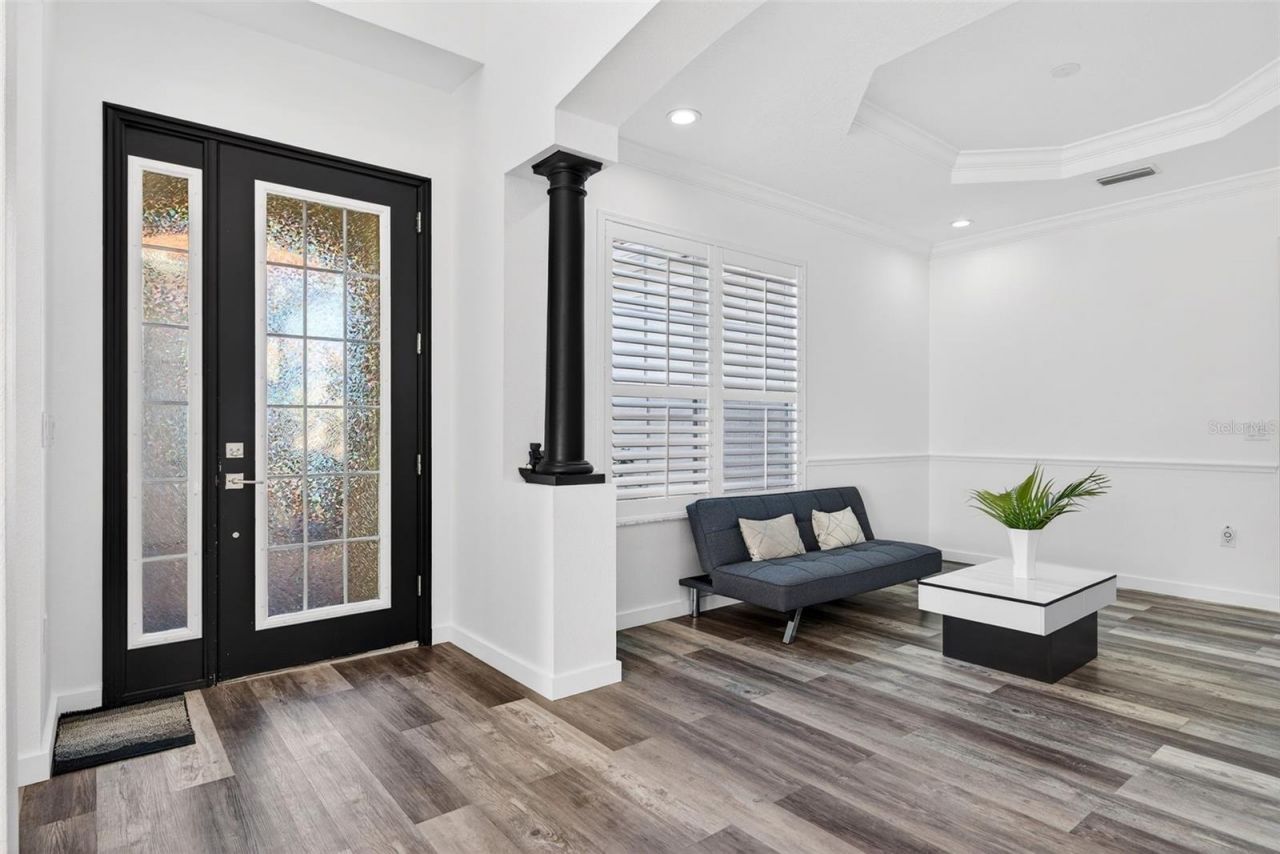 8111 Santa Rosa Court, Sarasota, FL 34243 Photo