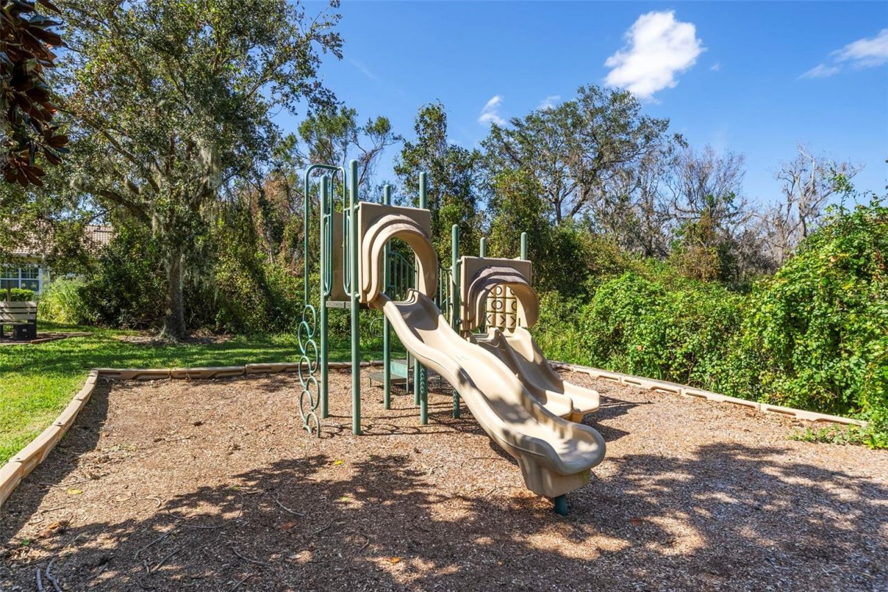 8111 Santa Rosa Court, Sarasota, FL 34243 Photo