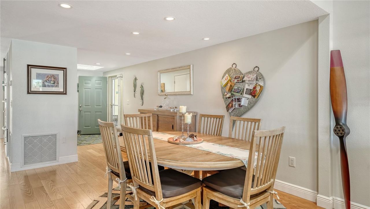 4104 128th Street W, Unit 704, Cortez, FL 34215 Photo