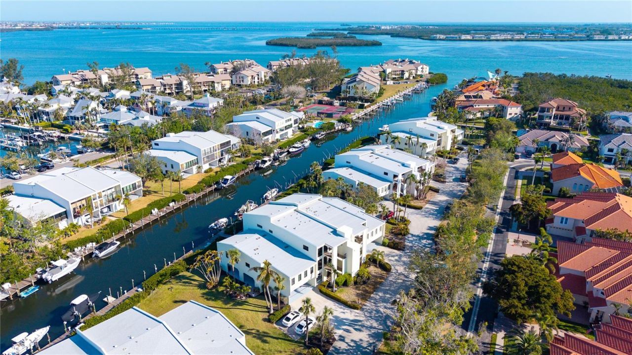 4104 128th Street W, Unit 704, Cortez, FL 34215 Photo