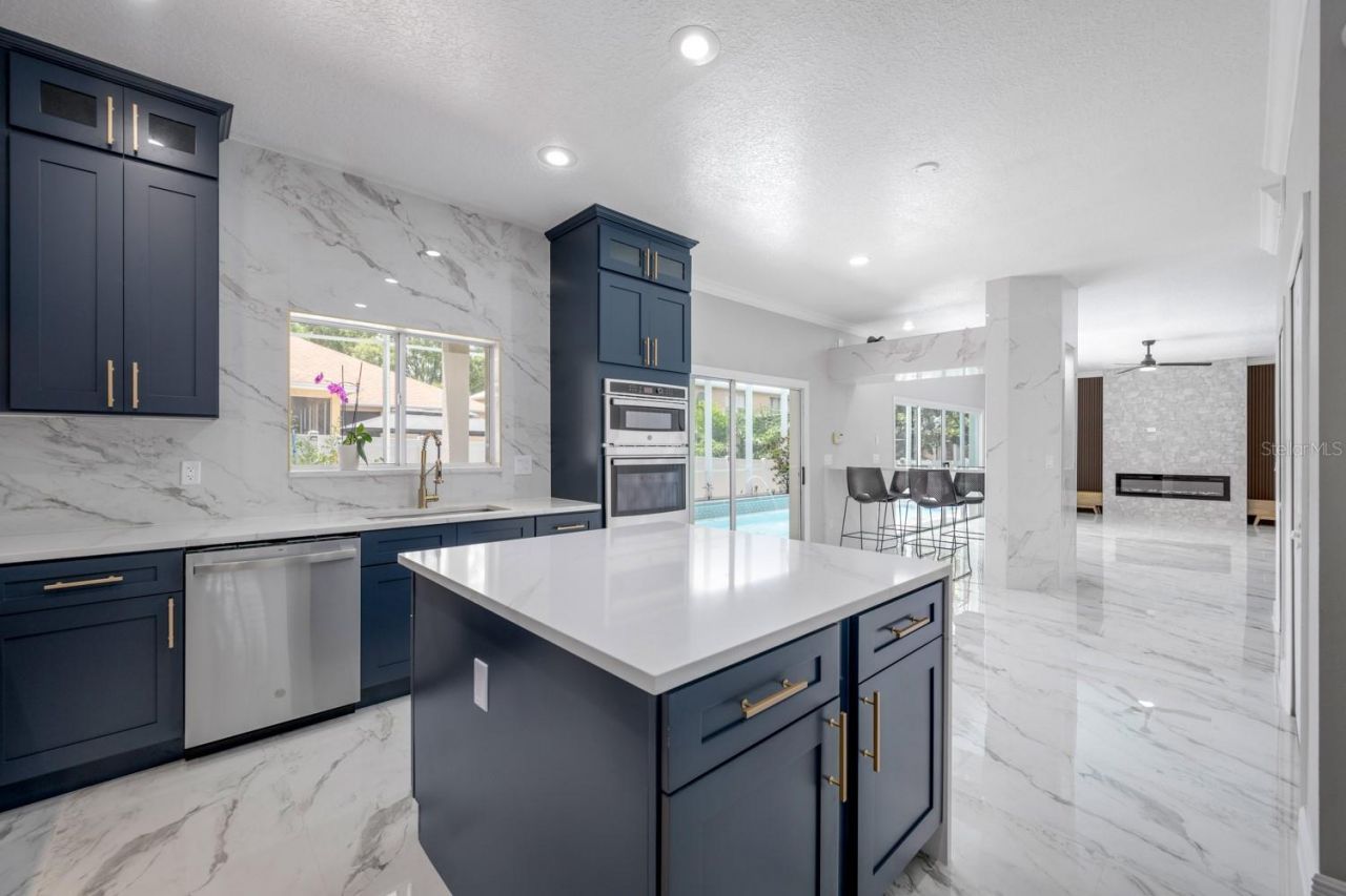 1706 Cheltenborough Drive, Orlando, FL 32835 Photo