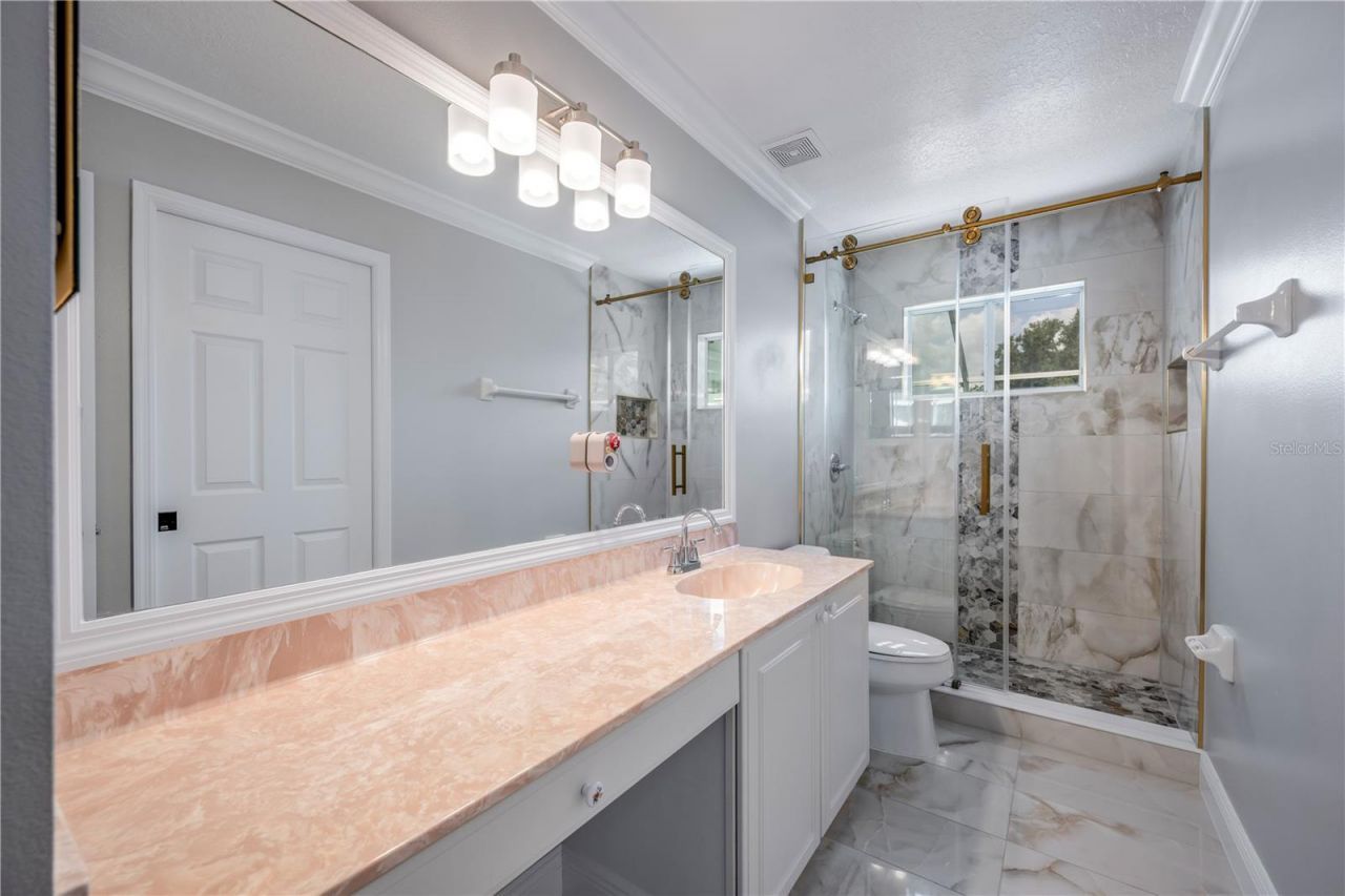 1706 Cheltenborough Drive, Orlando, FL 32835 Photo