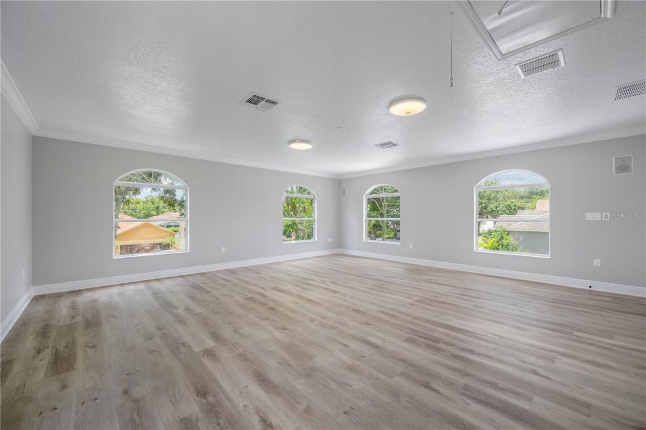 1706 Cheltenborough Drive, Orlando, FL 32835 Photo