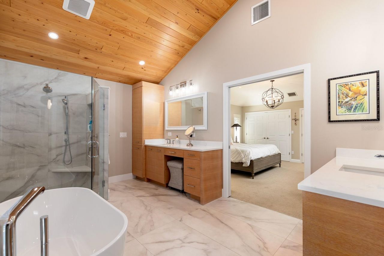 195 W Spring Lake Drive, Altamonte Springs, FL 32714 Photo