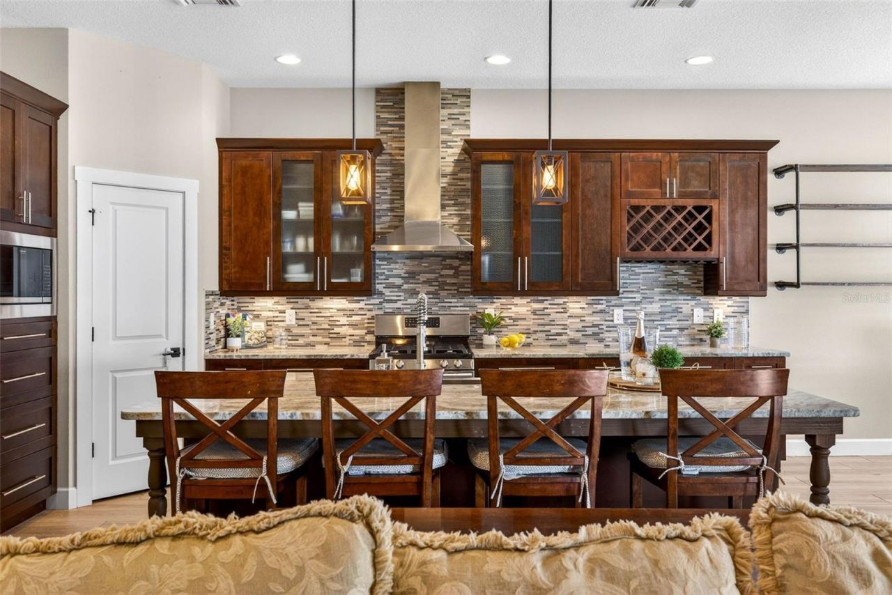 315 S Glen Arven Avenue, Temple Terrace, FL 33617 Photo