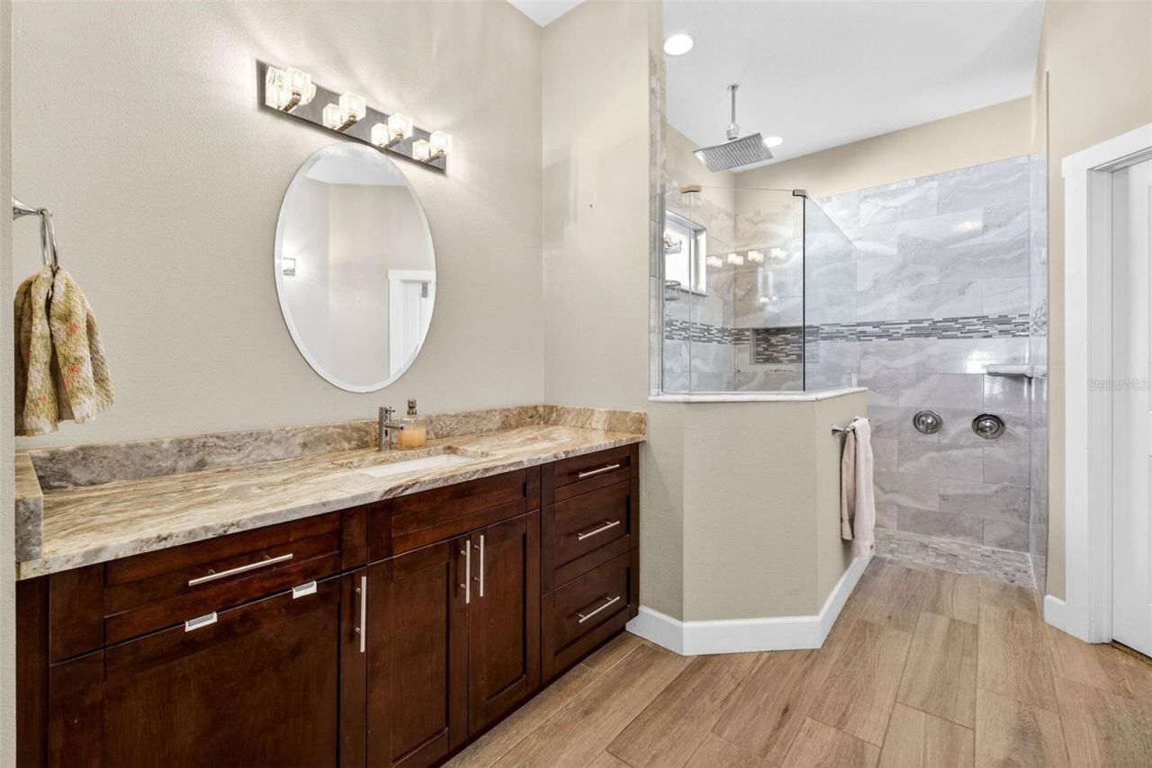 315 S Glen Arven Avenue, Temple Terrace, FL 33617 Photo