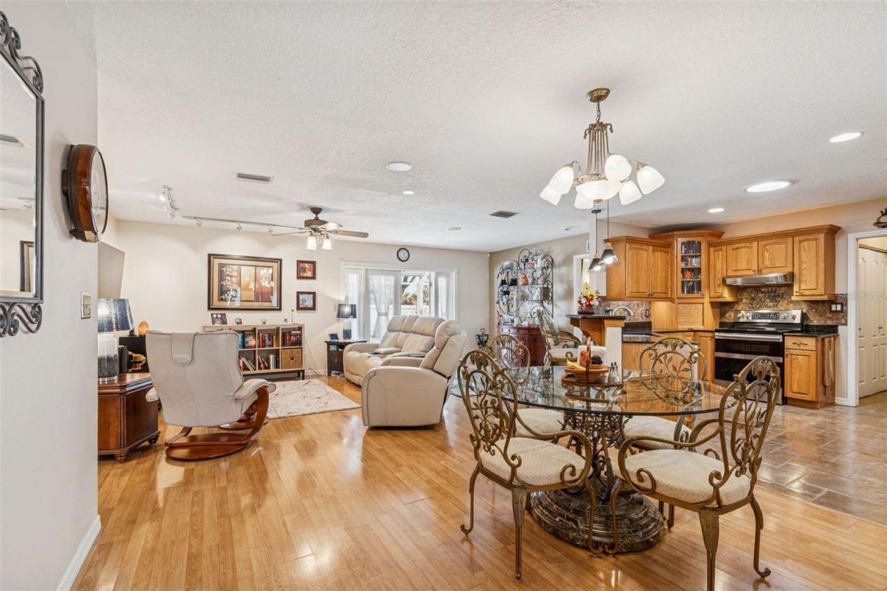 11309 112th Court, Seminole, FL 33778 Photo