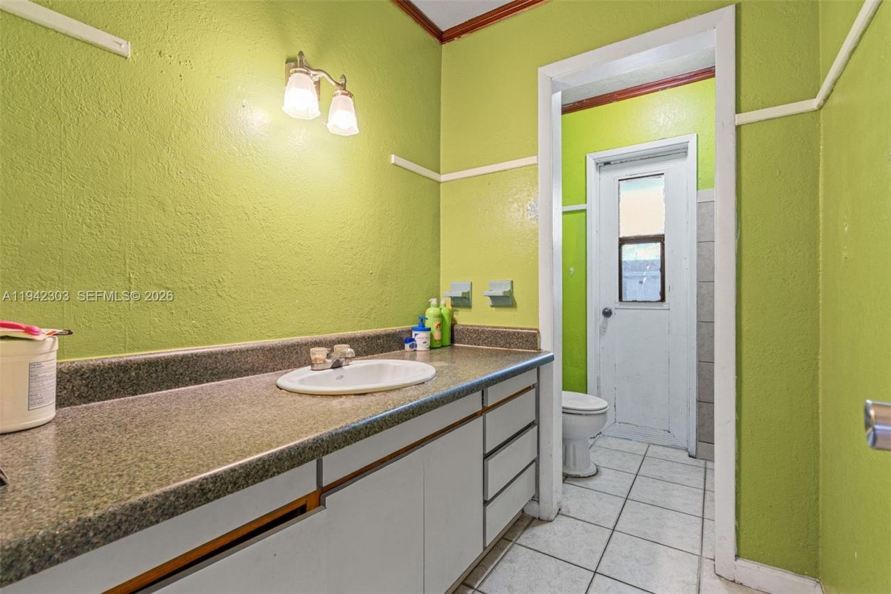 131 NW 19th St, Pompano Beach, FL 33060 Photo