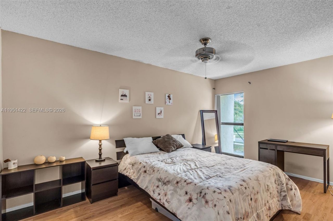 1210 NW 99th Ave, Unit 66, Pembroke Pines, FL 33024 Photo