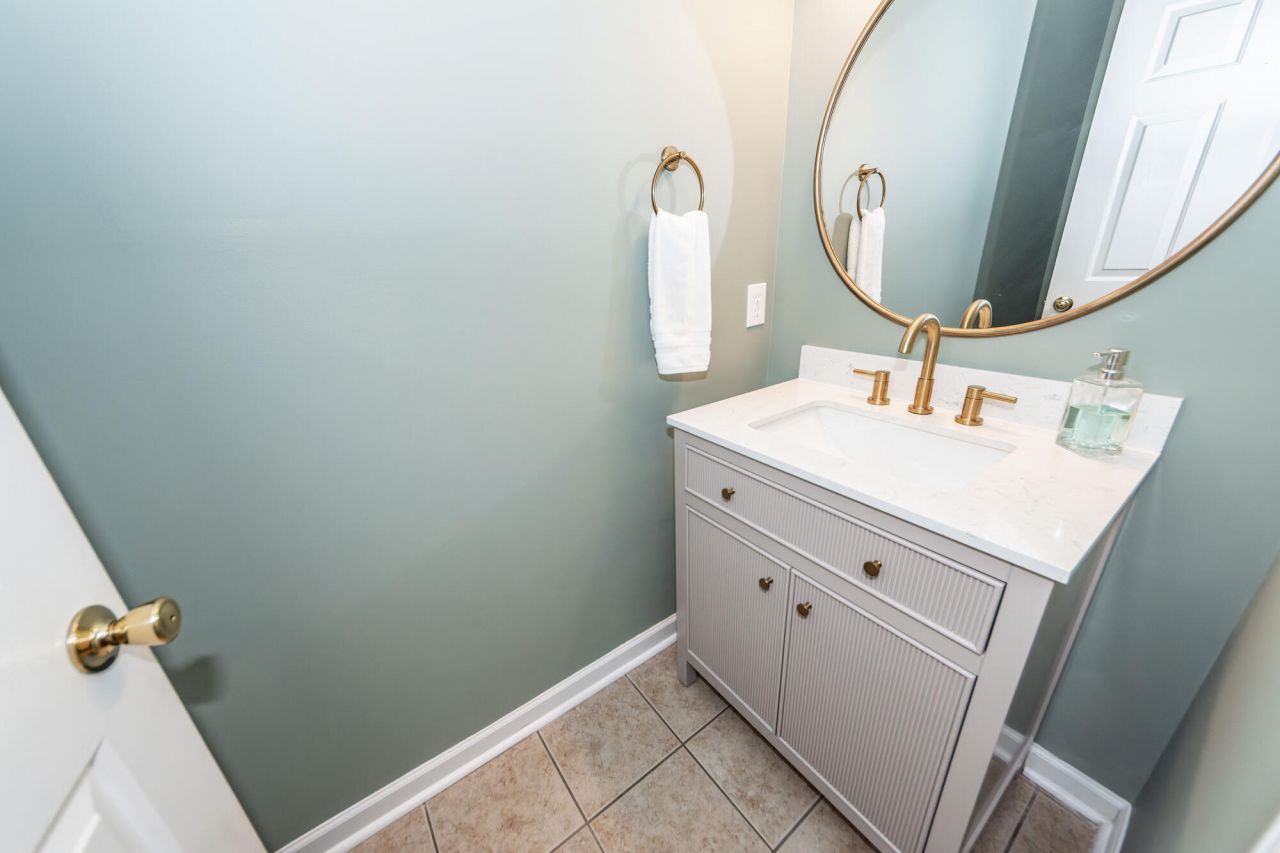 4020 Babbitt Street Photo 15