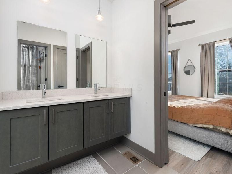 1068 Bryden Road, Unit I, Columbus, OH 43205 Photo 24