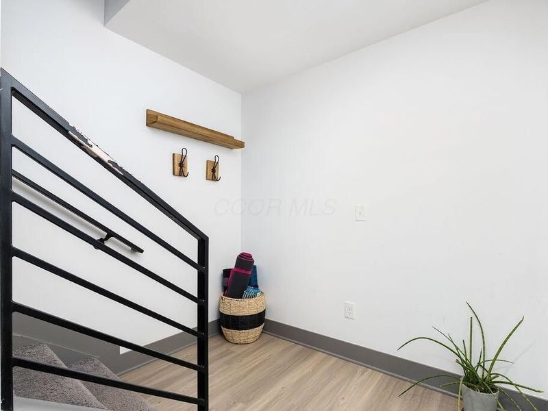 1068 Bryden Road, Unit I, Columbus, OH 43205 Photo 32